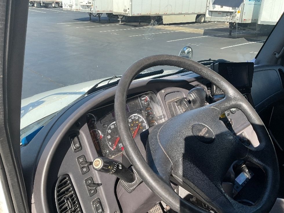 Refrigerated Truck-Light and Medium Duty Trucks-Freightliner-2020-M2-Lancaster-PA-339,705\n\t\tmiles-$ 23,000 - Image 17