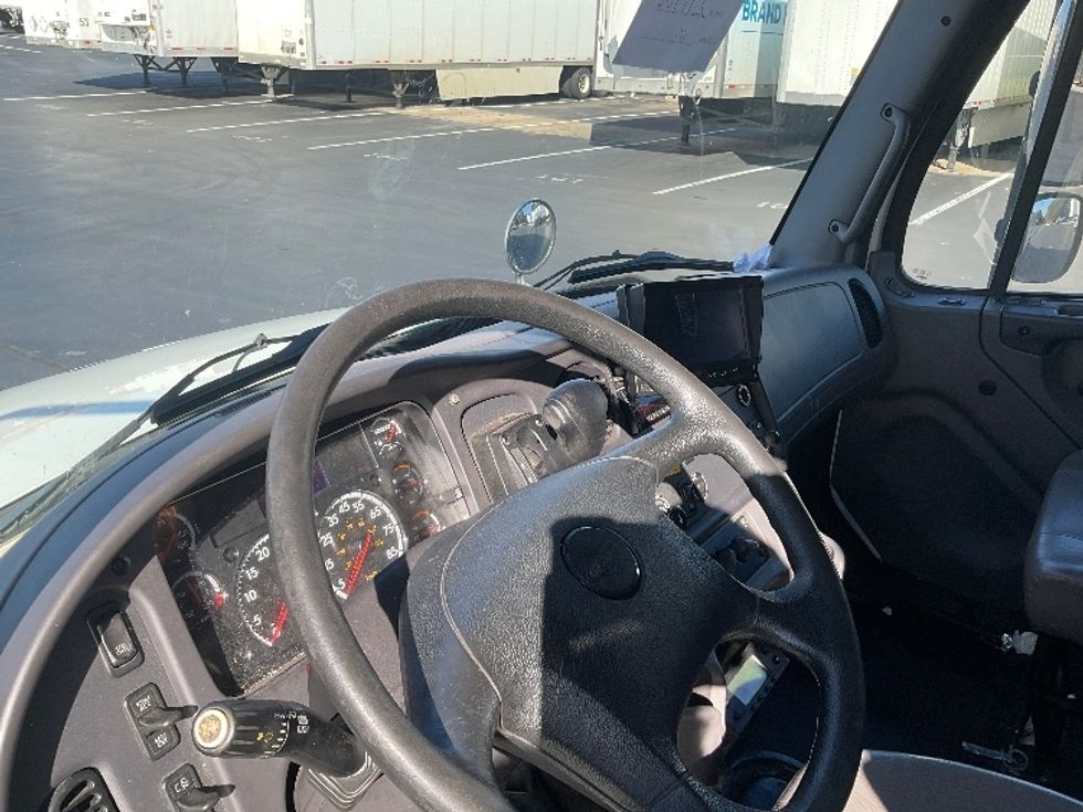 Refrigerated Truck-Light and Medium Duty Trucks-Freightliner-2020-M2-Lancaster-PA-339,705\n\t\tmiles-$ 23,000 - Image 18