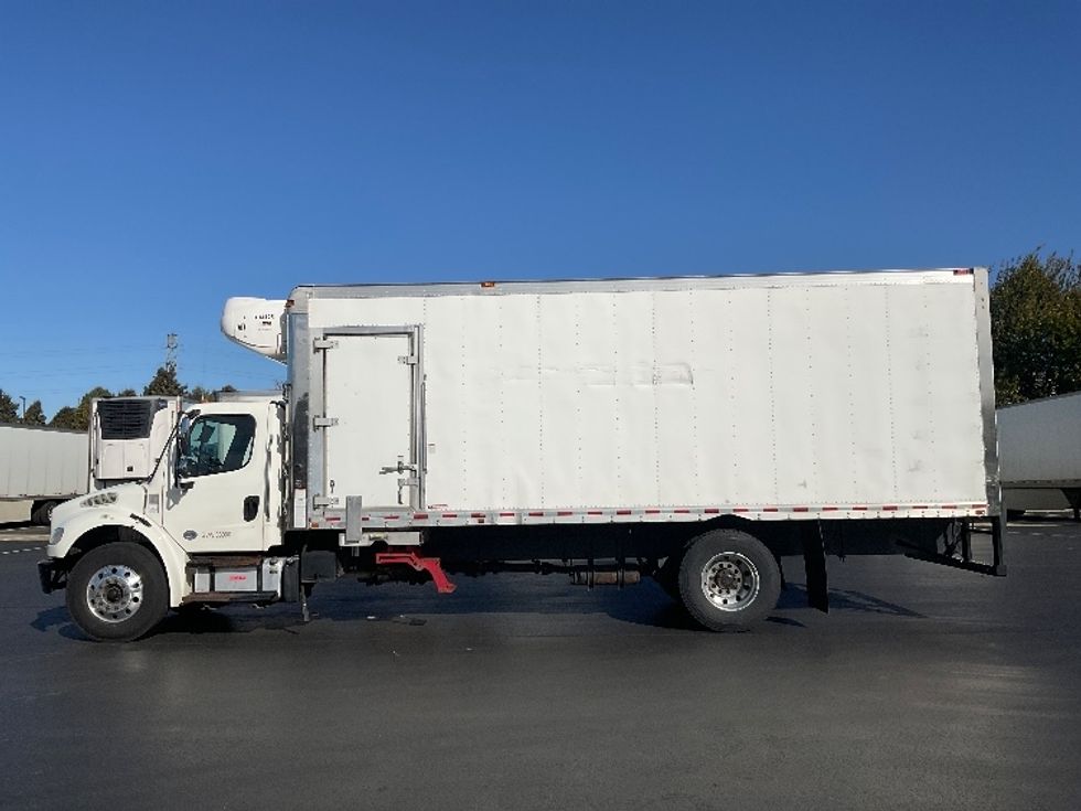 Refrigerated Truck-Light and Medium Duty Trucks-Freightliner-2020-M2-Lancaster-PA-339,705\n\t\tmiles-$ 23,000 - Image 4