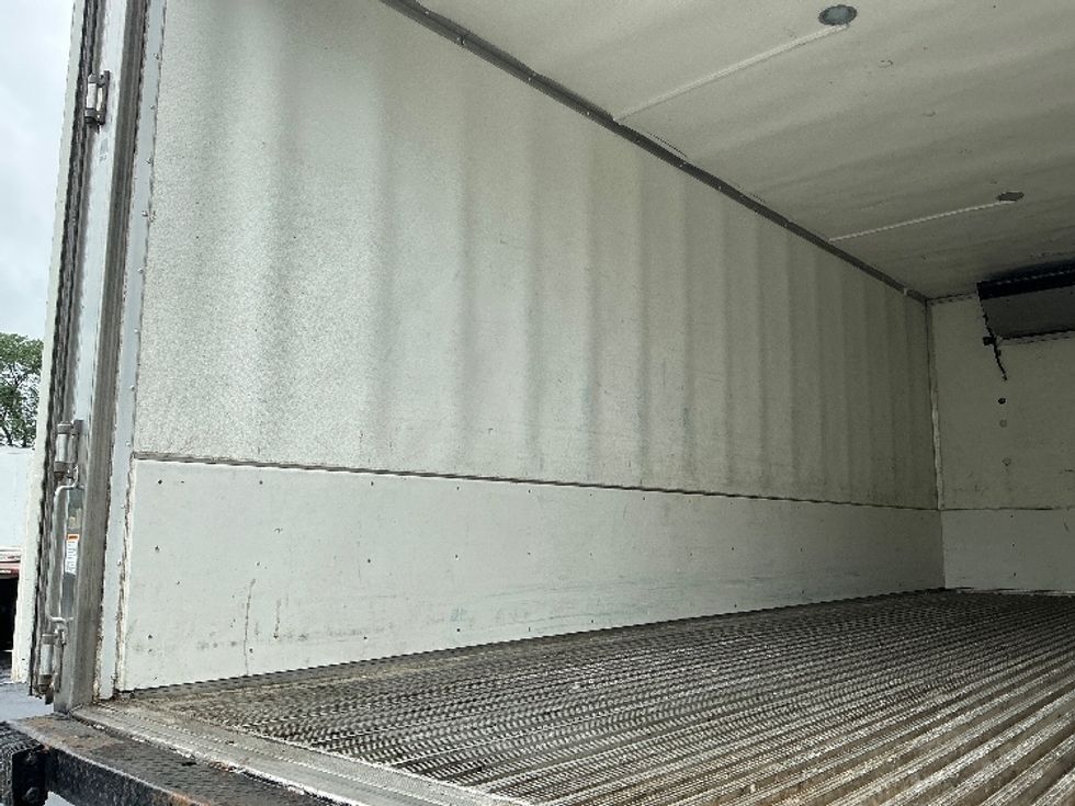 Refrigerated Truck-Light and Medium Duty Trucks-Freightliner-2020-M2-Lexington-KY-239,782\n\t\tmiles-$ 37,500 - Image 10