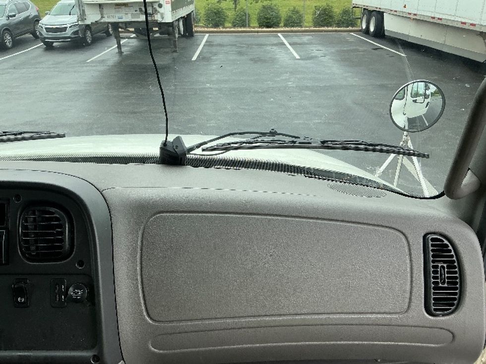 Refrigerated Truck-Light and Medium Duty Trucks-Freightliner-2020-M2-Lexington-KY-239,782\n\t\tmiles-$ 37,500 - Image 20