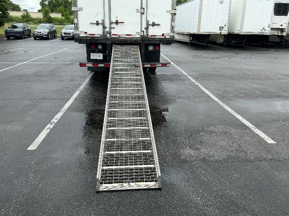 Refrigerated Truck-Light and Medium Duty Trucks-Freightliner-2020-M2-Lexington-KY-239,782\n\t\tmiles-$ 37,500 - Image 24