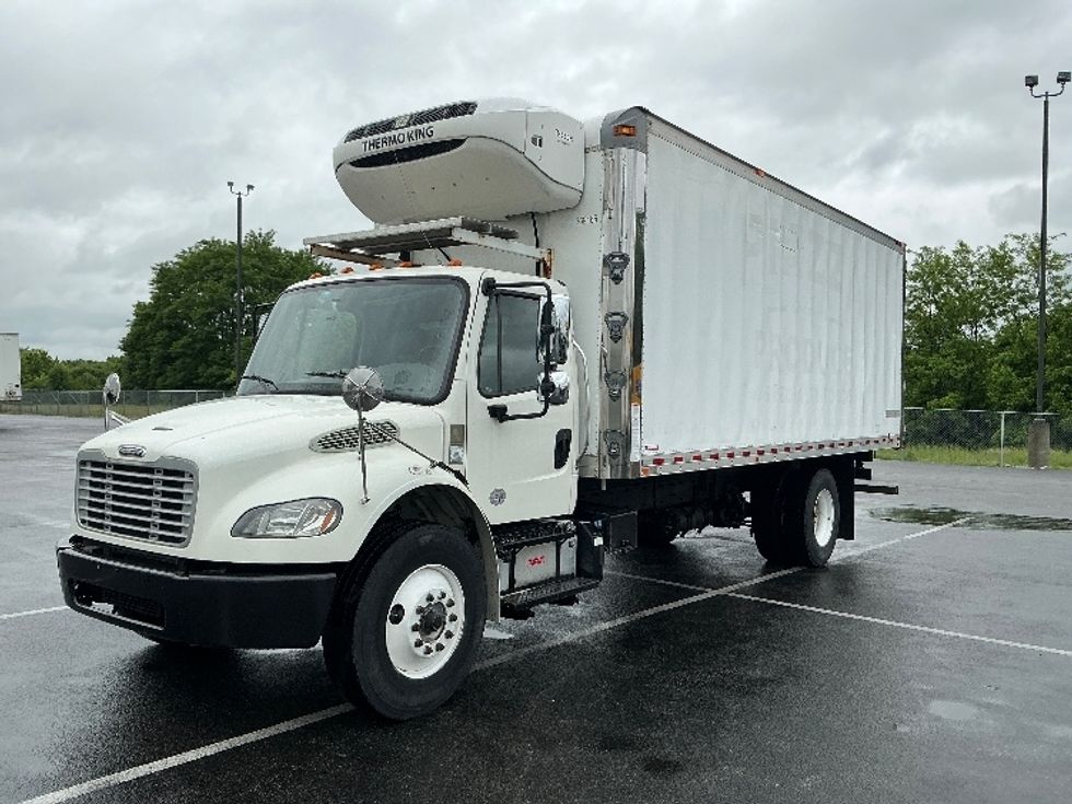 Refrigerated Truck-Light and Medium Duty Trucks-Freightliner-2020-M2-Lexington-KY-239,782\n\t\tmiles-$ 37,500 - Image 3