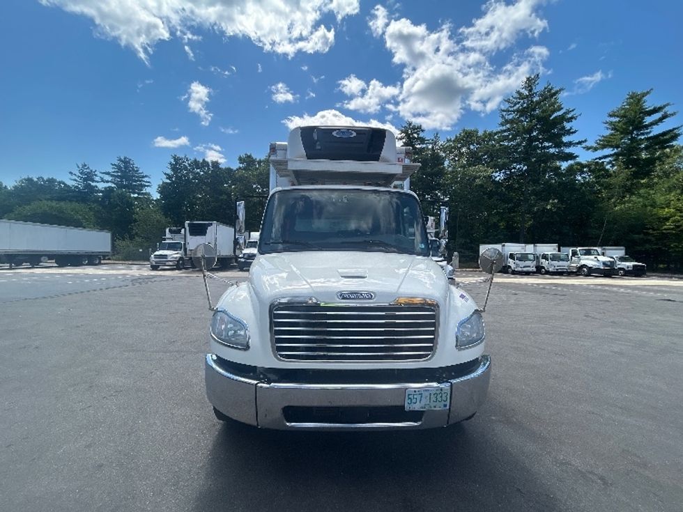 Refrigerated Truck-Light and Medium Duty Trucks-Freightliner-2020-M2-Londonderry-NH-129,252\n\t\tmiles-$ 55,000 - Image 2