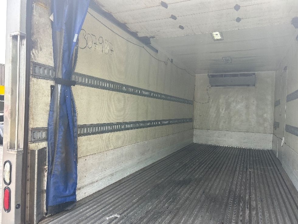 Refrigerated Truck-Light and Medium Duty Trucks-Freightliner-2020-M2-Londonderry-NH-178,201\n\t\tmiles-$ 43,250 - Image 11