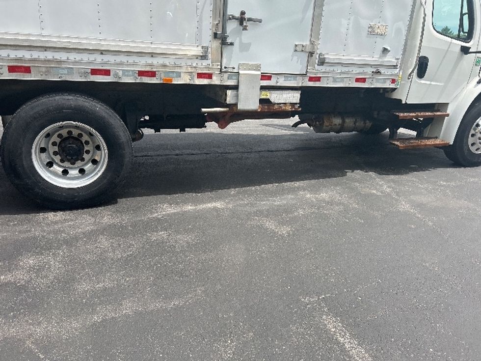 Refrigerated Truck-Light and Medium Duty Trucks-Freightliner-2020-M2-Londonderry-NH-178,201\n\t\tmiles-$ 43,250 - Image 14