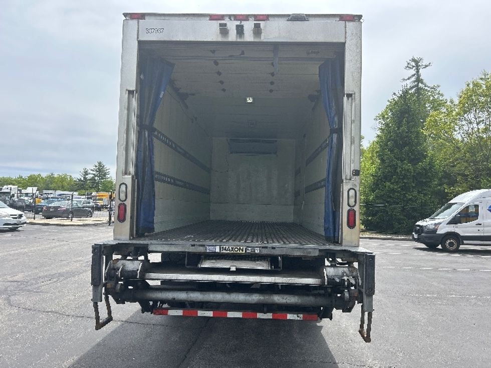 Refrigerated Truck-Light and Medium Duty Trucks-Freightliner-2020-M2-Londonderry-NH-178,201\n\t\tmiles-$ 43,250 - Image 8