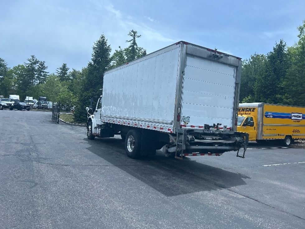 Refrigerated Truck-Light and Medium Duty Trucks-Freightliner-2020-M2-Londonderry-NH-185,350\n\t\tmiles-$ 42,750 - Image 6