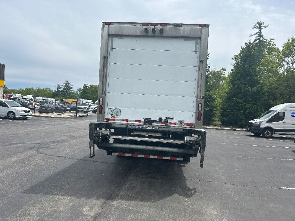 Refrigerated Truck-Light and Medium Duty Trucks-Freightliner-2020-M2-Londonderry-NH-185,350\n\t\tmiles-$ 42,750 - Image 7