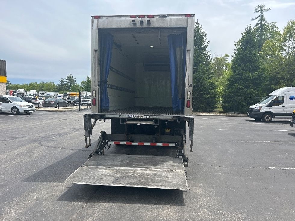 Refrigerated Truck-Light and Medium Duty Trucks-Freightliner-2020-M2-Londonderry-NH-185,350\n\t\tmiles-$ 42,750 - Image 9