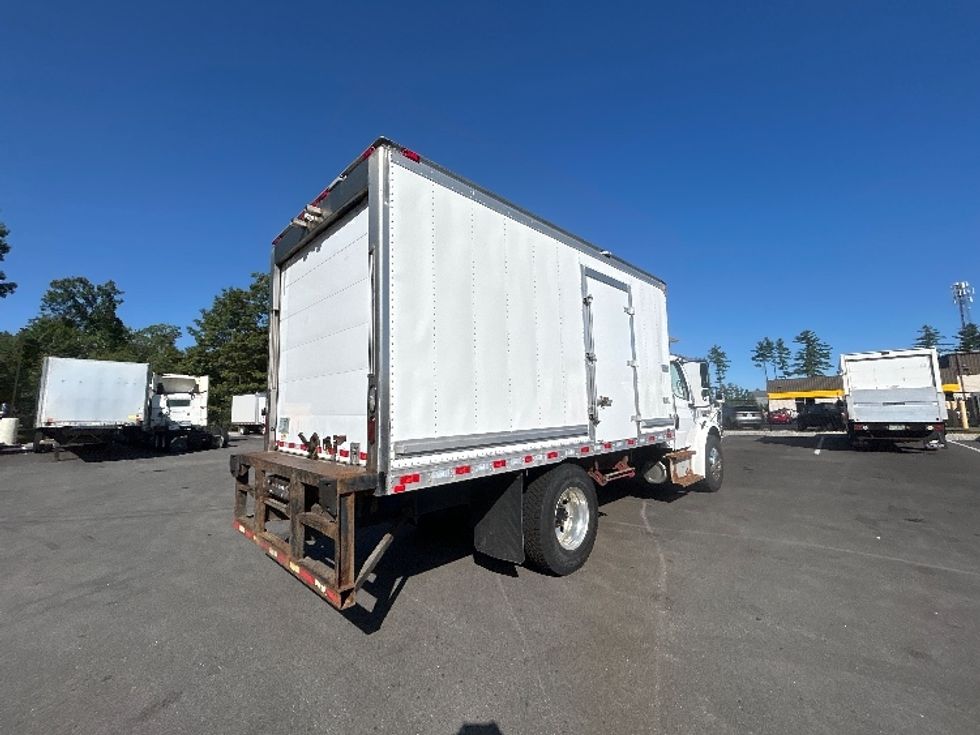 Refrigerated Truck-Light and Medium Duty Trucks-Freightliner-2020-M2-Londonderry-NH-187,125\n\t\tmiles-$ 46,000 - Image 13