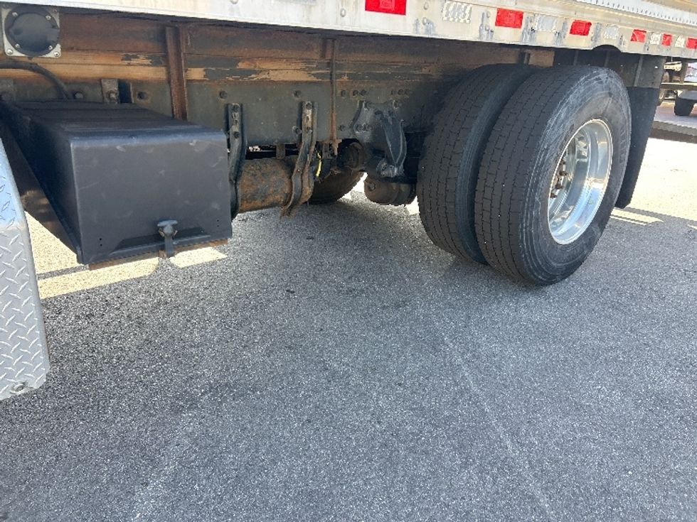 Refrigerated Truck-Light and Medium Duty Trucks-Freightliner-2020-M2-Londonderry-NH-187,125\n\t\tmiles-$ 46,000 - Image 5