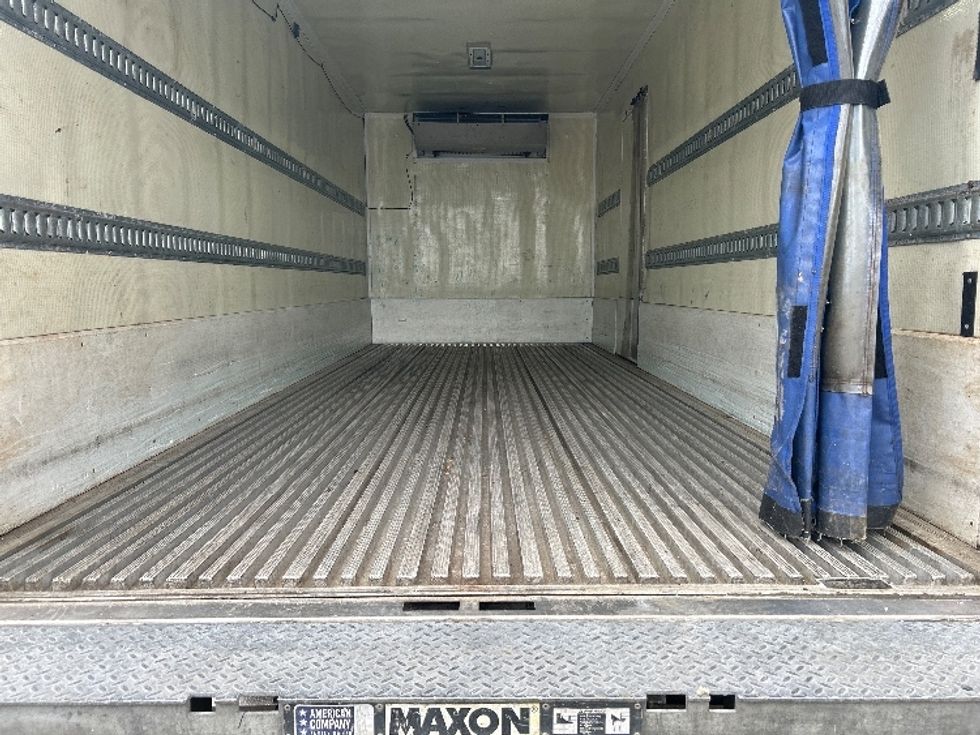 Refrigerated Truck-Light and Medium Duty Trucks-Freightliner-2020-M2-Londonderry-NH-191,232\n\t\tmiles-$ 41,750 - Image 10