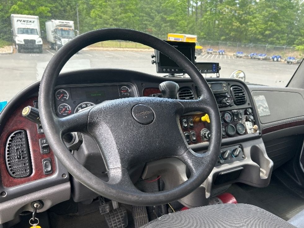 Refrigerated Truck-Light and Medium Duty Trucks-Freightliner-2020-M2-Londonderry-NH-191,232\n\t\tmiles-$ 41,750 - Image 18