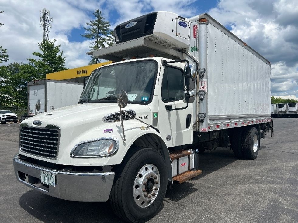 Refrigerated Truck-Light and Medium Duty Trucks-Freightliner-2020-M2-Londonderry-NH-191,232\n\t\tmiles-$ 41,750 - Image 3