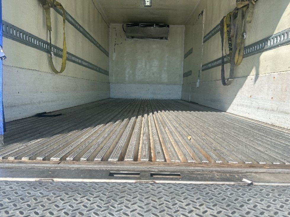 Refrigerated Truck-Light and Medium Duty Trucks-Freightliner-2020-M2-Londonderry-NH-207,404\n\t\tmiles-$ 41,250 - Image 10