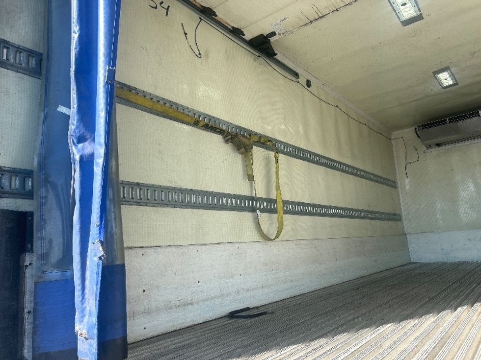 Refrigerated Truck-Light and Medium Duty Trucks-Freightliner-2020-M2-Londonderry-NH-207,404\n\t\tmiles-$ 41,250 - Image 11