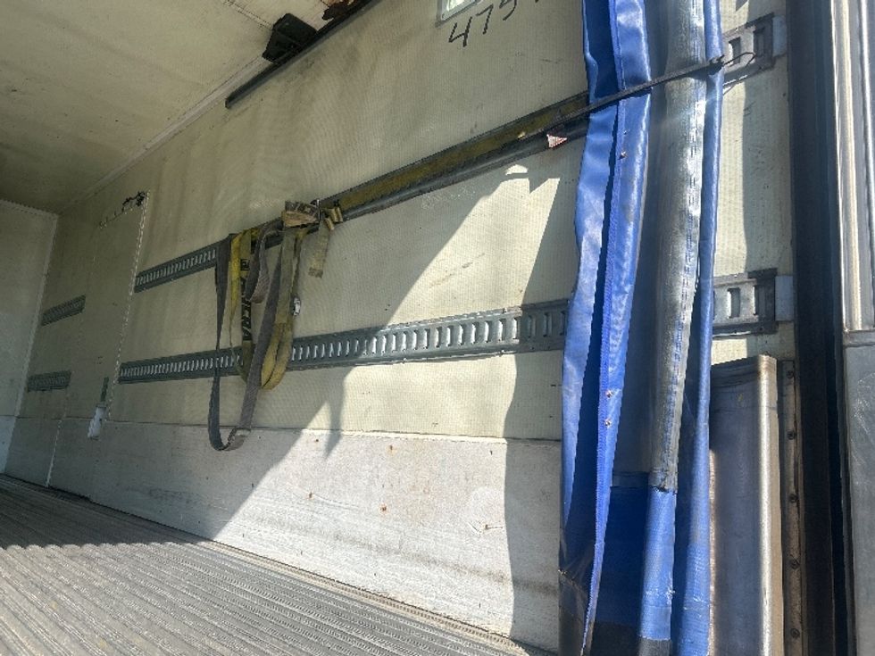 Refrigerated Truck-Light and Medium Duty Trucks-Freightliner-2020-M2-Londonderry-NH-207,404\n\t\tmiles-$ 41,250 - Image 12