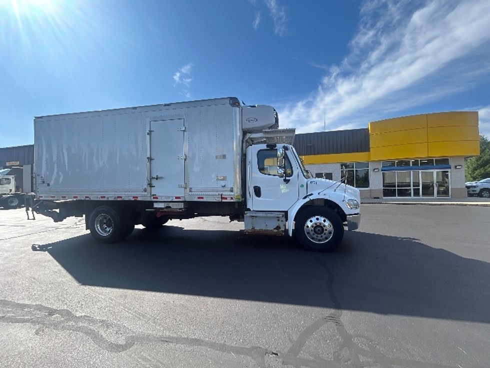 Refrigerated Truck-Light and Medium Duty Trucks-Freightliner-2020-M2-Londonderry-NH-207,404\n\t\tmiles-$ 41,250 - Image 15