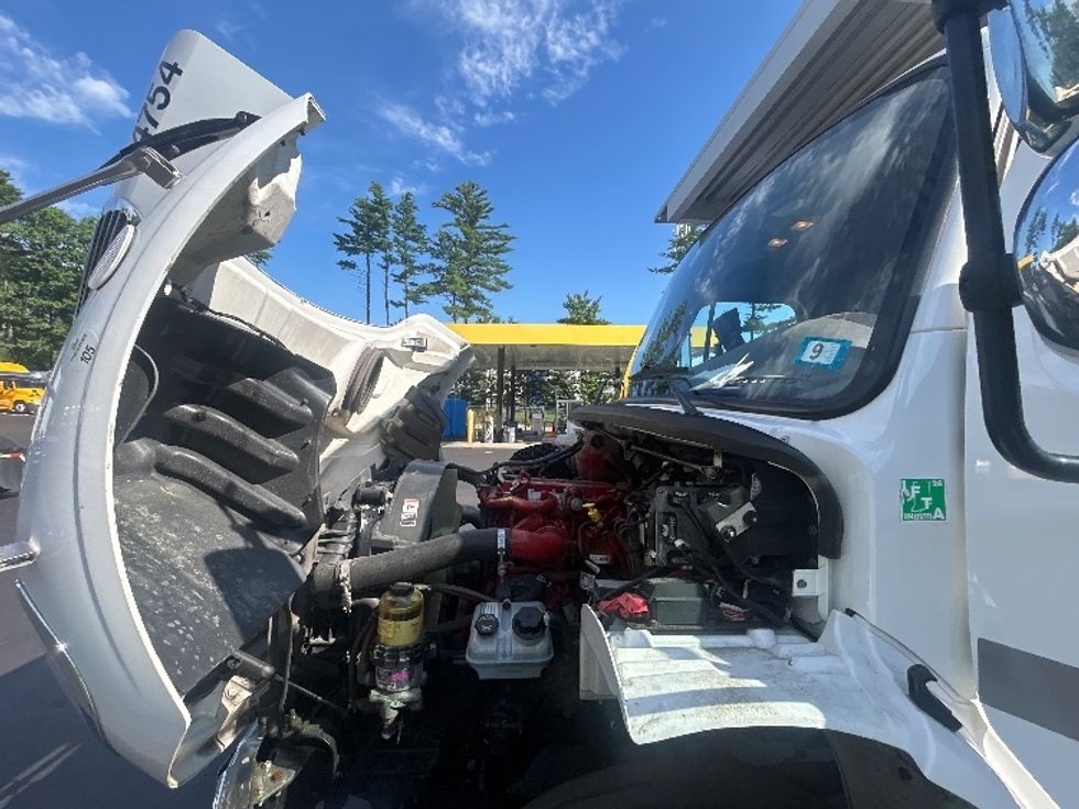 Refrigerated Truck-Light and Medium Duty Trucks-Freightliner-2020-M2-Londonderry-NH-207,404\n\t\tmiles-$ 41,250 - Image 24