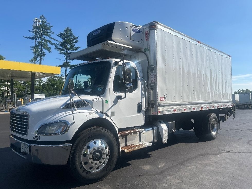 Refrigerated Truck-Light and Medium Duty Trucks-Freightliner-2020-M2-Londonderry-NH-207,404\n\t\tmiles-$ 41,250 - Image 3
