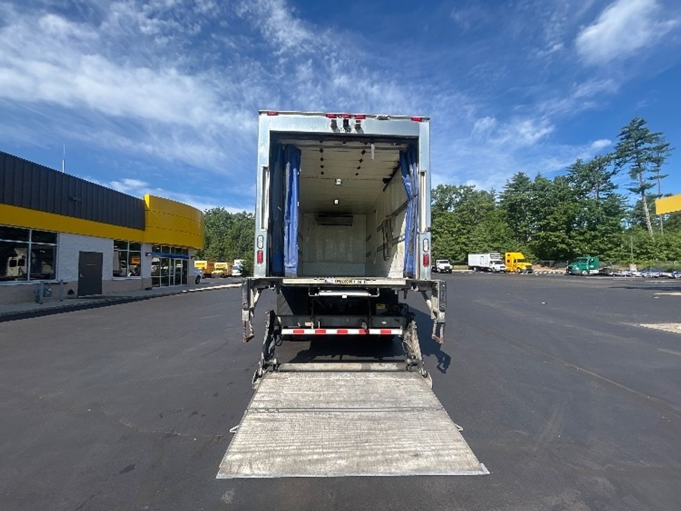 Refrigerated Truck-Light and Medium Duty Trucks-Freightliner-2020-M2-Londonderry-NH-207,404\n\t\tmiles-$ 41,250 - Image 8