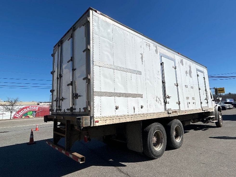 Refrigerated Truck-Light and Medium Duty Trucks-Freightliner-2020-M2-Londonderry-NH-218,654\n\t\tmiles-$ 51,500 - Image 12