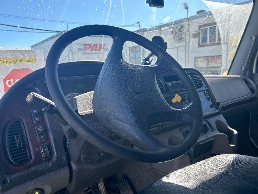 Refrigerated Truck-Light and Medium Duty Trucks-Freightliner-2020-M2-Londonderry-NH-218,654\n\t\tmiles-$ 51,500 - Image 17