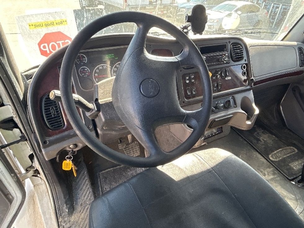 Refrigerated Truck-Light and Medium Duty Trucks-Freightliner-2020-M2-Londonderry-NH-218,654\n\t\tmiles-$ 51,500 - Image 18