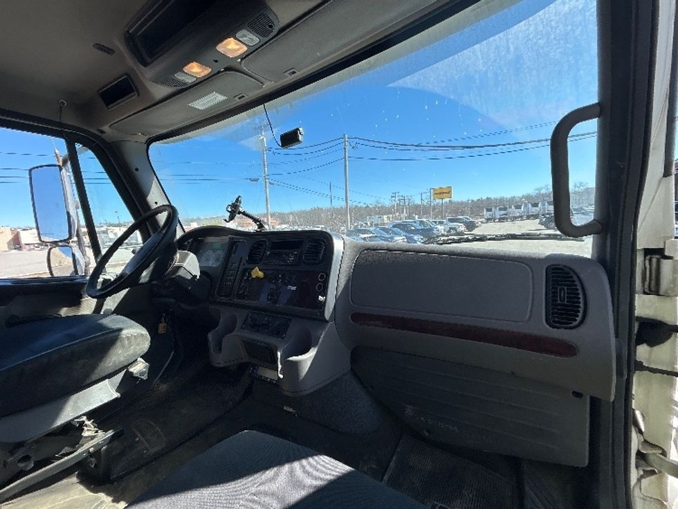 Refrigerated Truck-Light and Medium Duty Trucks-Freightliner-2020-M2-Londonderry-NH-218,654\n\t\tmiles-$ 51,500 - Image 20