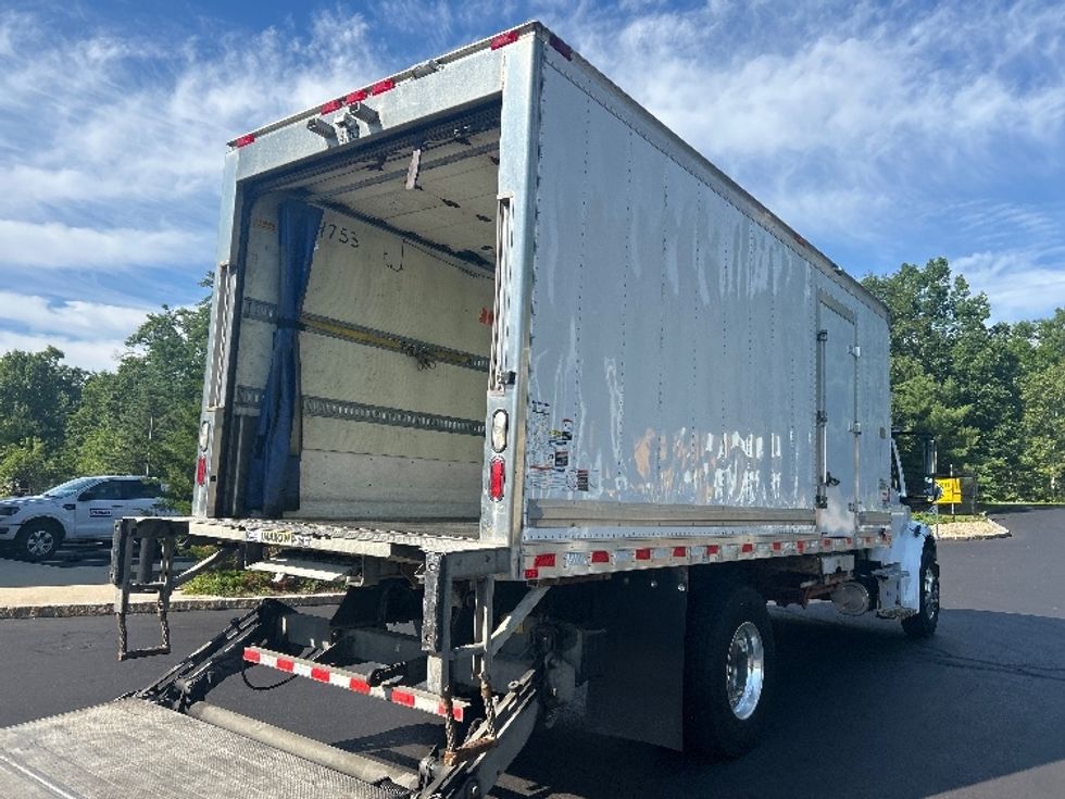 Refrigerated Truck-Light and Medium Duty Trucks-Freightliner-2020-M2-Londonderry-NH-224,578\n\t\tmiles-$ 41,500 - Image 13
