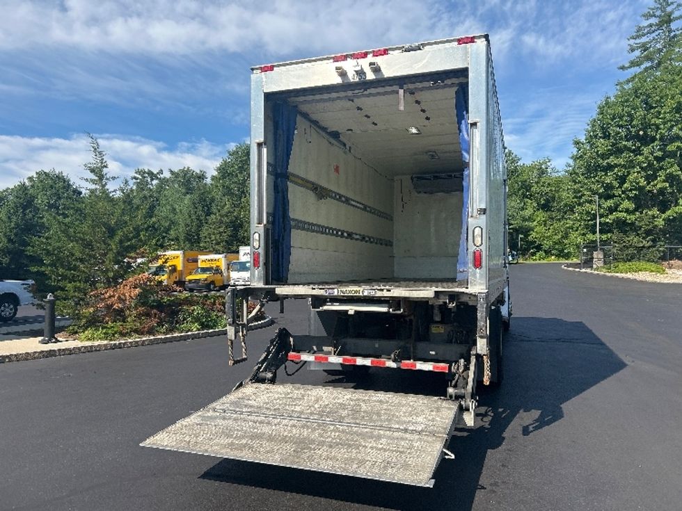 Refrigerated Truck-Light and Medium Duty Trucks-Freightliner-2020-M2-Londonderry-NH-224,578\n\t\tmiles-$ 41,500 - Image 9