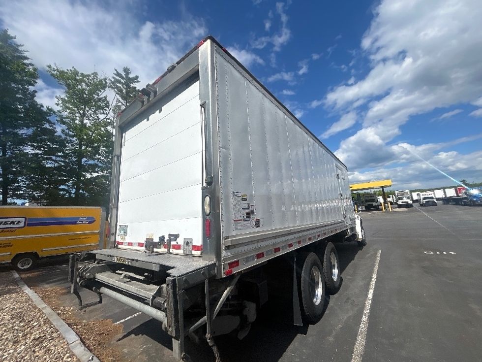 Refrigerated Truck-Light and Medium Duty Trucks-Freightliner-2020-M2-Londonderry-NH-238,365\n\t\tmiles-$ 56,500 - Image 13