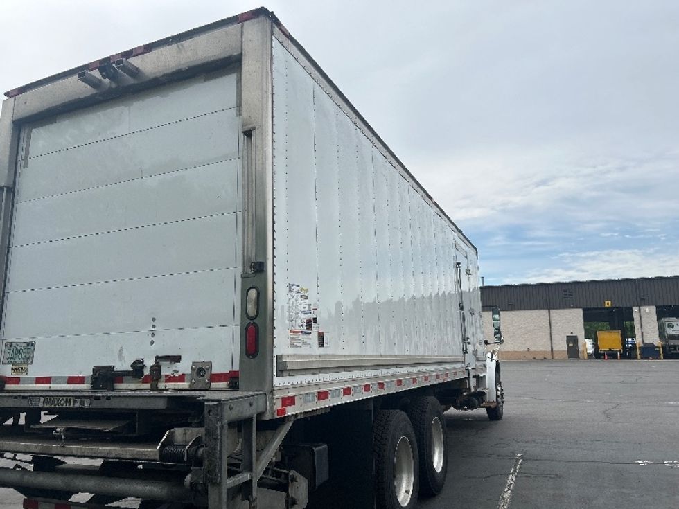 Refrigerated Truck-Light and Medium Duty Trucks-Freightliner-2020-M2-Londonderry-NH-239,095\n\t\tmiles-$ 58,250 - Image 13