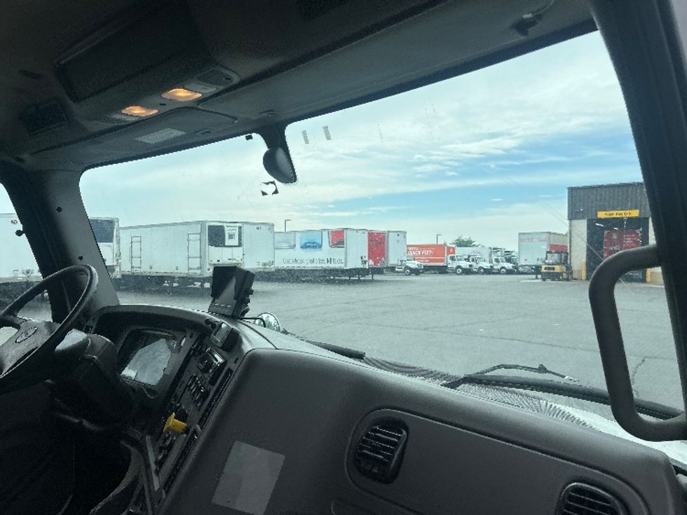 Refrigerated Truck-Light and Medium Duty Trucks-Freightliner-2020-M2-Londonderry-NH-239,095\n\t\tmiles-$ 58,250 - Image 21
