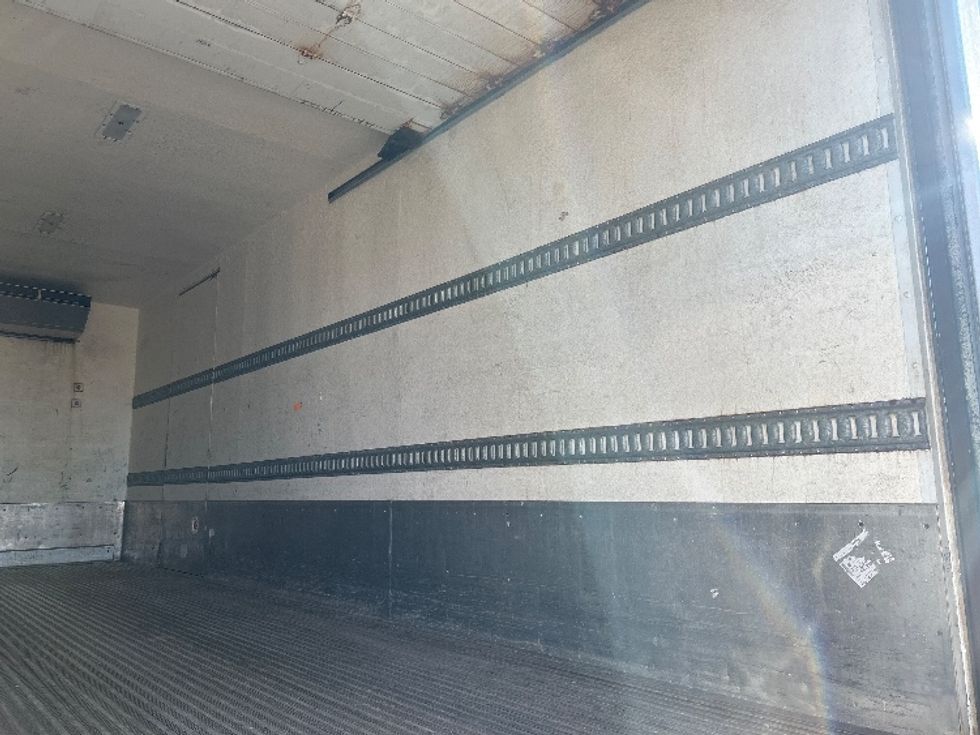 Refrigerated Truck-Light and Medium Duty Trucks-Freightliner-2020-M2-Londonderry-NH-272,000\n\t\tmiles-$ 50,000 - Image 12
