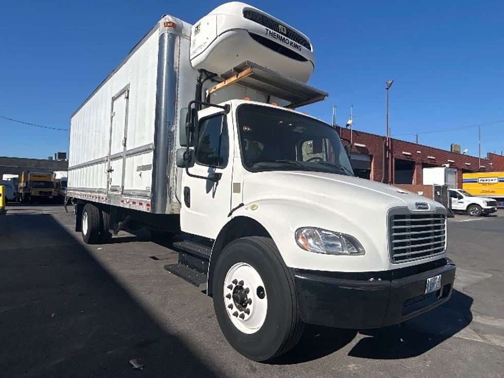 Refrigerated Truck-Light and Medium Duty Trucks-Freightliner-2020-M2-Los Angeles-CA-191,428\n\t\tmiles-$ 57,250 - Image 1