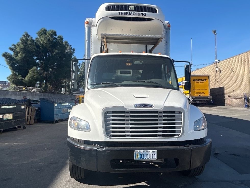 Refrigerated Truck-Light and Medium Duty Trucks-Freightliner-2020-M2-Los Angeles-CA-191,428\n\t\tmiles-$ 57,250 - Image 2