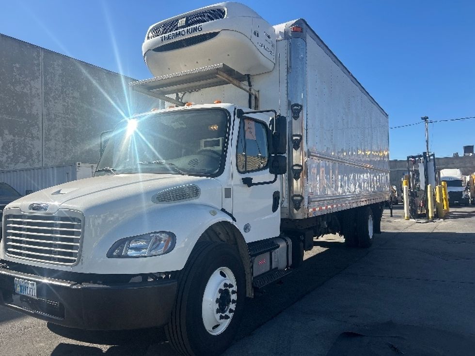 Refrigerated Truck-Light and Medium Duty Trucks-Freightliner-2020-M2-Los Angeles-CA-191,428\n\t\tmiles-$ 57,250 - Image 3