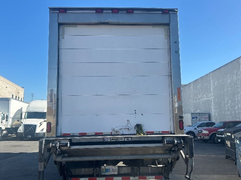 Refrigerated Truck-Light and Medium Duty Trucks-Freightliner-2020-M2-Los Angeles-CA-191,428\n\t\tmiles-$ 57,250 - Image 7