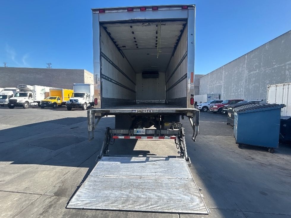 Refrigerated Truck-Light and Medium Duty Trucks-Freightliner-2020-M2-Los Angeles-CA-191,428\n\t\tmiles-$ 57,250 - Image 9