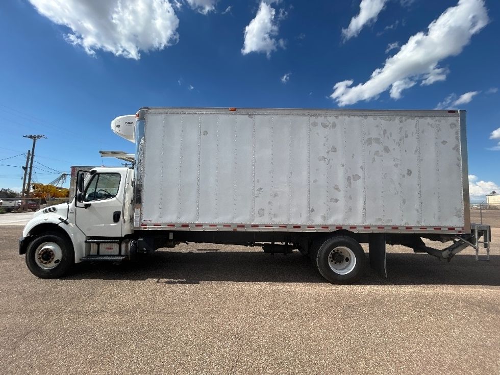Refrigerated Truck-Light and Medium Duty Trucks-Freightliner-2020-M2-Lubbock-TX-108,668\n\t\tmiles-$ 68,000 - Image 4