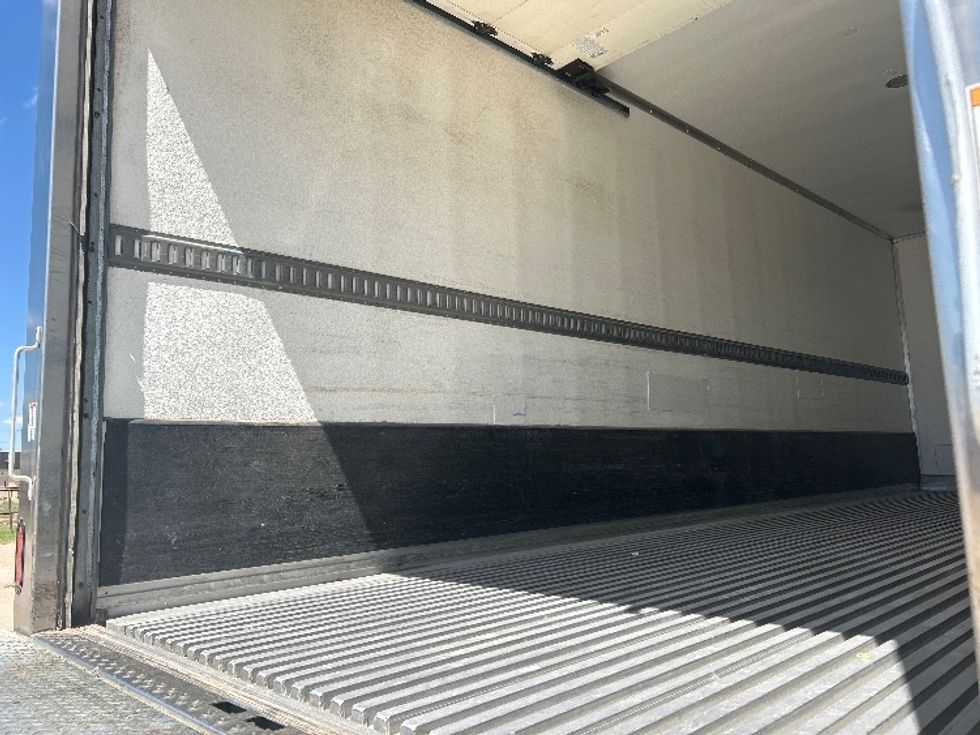 Refrigerated Truck-Light and Medium Duty Trucks-Freightliner-2020-M2-Lubbock-TX-89,491\n\t\tmiles-$ 69,750 - Image 11