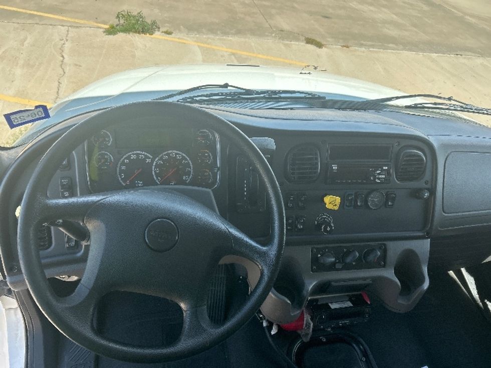 Refrigerated Truck-Light and Medium Duty Trucks-Freightliner-2020-M2-Lubbock-TX-89,491\n\t\tmiles-$ 69,750 - Image 18