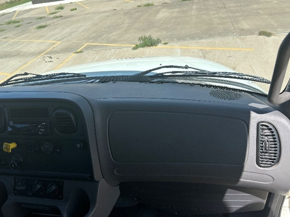 Refrigerated Truck-Light and Medium Duty Trucks-Freightliner-2020-M2-Lubbock-TX-89,491\n\t\tmiles-$ 69,750 - Image 21