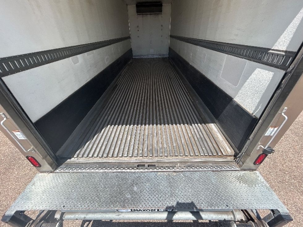 Refrigerated Truck-Light and Medium Duty Trucks-Freightliner-2020-M2-Lubbock-TX-97,207\n\t\tmiles-$ 73,500 - Image 10