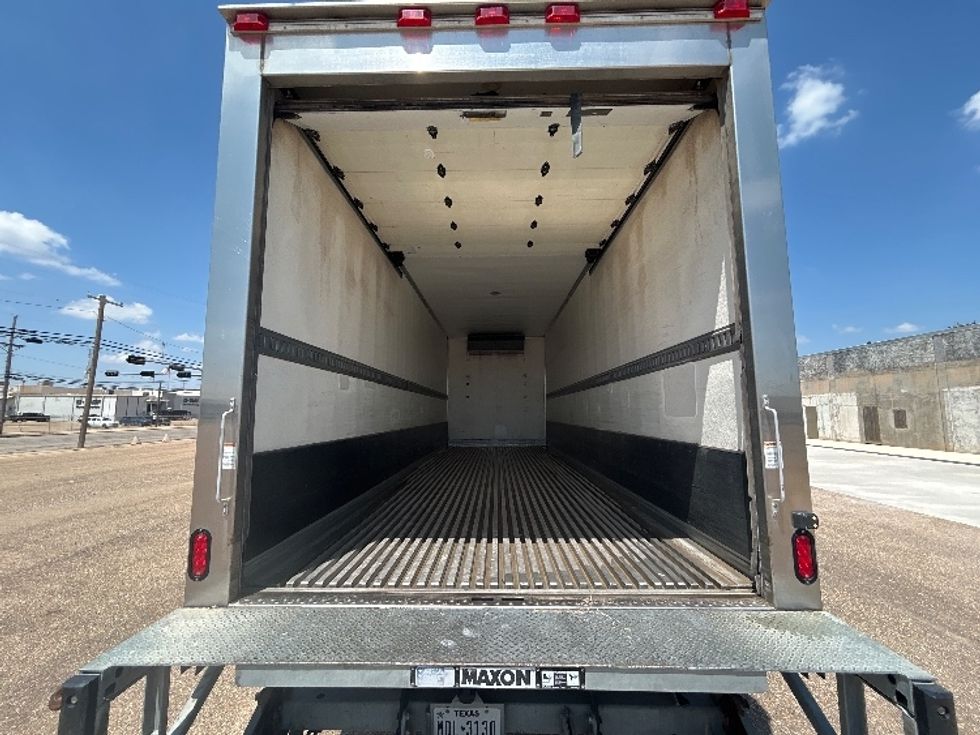 Refrigerated Truck-Light and Medium Duty Trucks-Freightliner-2020-M2-Lubbock-TX-97,207\n\t\tmiles-$ 73,500 - Image 8