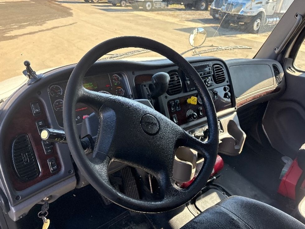 Refrigerated Truck-Light and Medium Duty Trucks-Freightliner-2020-M2-Mebane-NC-228,451\n\t\tmiles-$ 56,250 - Image 17