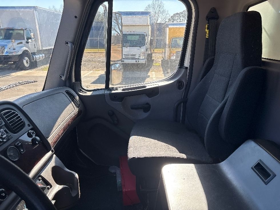 Refrigerated Truck-Light and Medium Duty Trucks-Freightliner-2020-M2-Mebane-NC-228,451\n\t\tmiles-$ 56,250 - Image 19