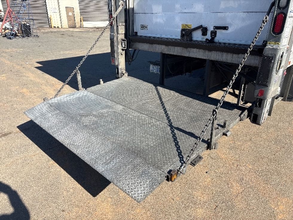 Refrigerated Truck-Light and Medium Duty Trucks-Freightliner-2020-M2-Mebane-NC-228,451\n\t\tmiles-$ 56,250 - Image 9